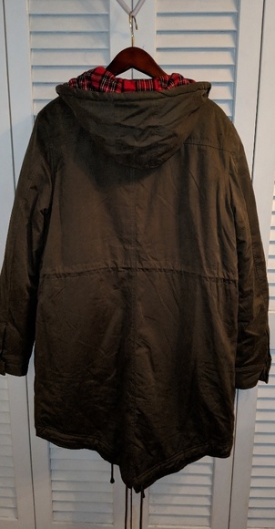 Men's Military Style Fishtail Parka - Picture 3 of 4